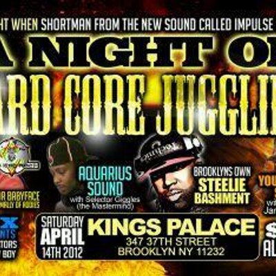 Profile Picture of Cynthia Rule (@cynandgiggles) on Twitter