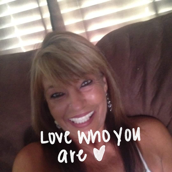 Profile Picture of Deborah Mayo (@deborahmayo) on Poshmark