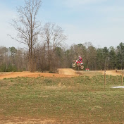 Profile Picture of Matthew Dickey (@dirtbikeforlife725) on Youtube