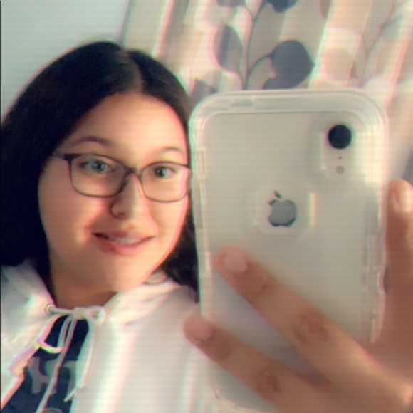 Profile Picture of Sonya Jimenez (@sonyaa931) on Poshmark