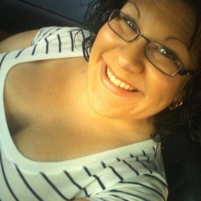 Profile Picture of Sandy Cona (@sandy_c11) on Twitter