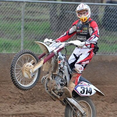 Profile Picture of Rowan Tegart (@swirly314) on Twitter