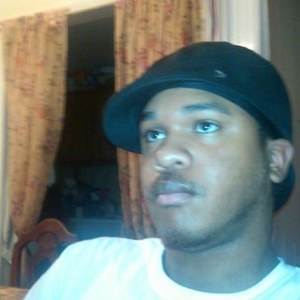 Profile Picture of Andrew Sealy (@a_seal) on Myspace