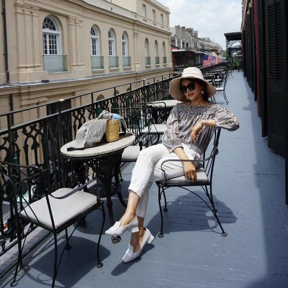 Profile Picture of Fengfan Zhang (@imgrace) on Poshmark