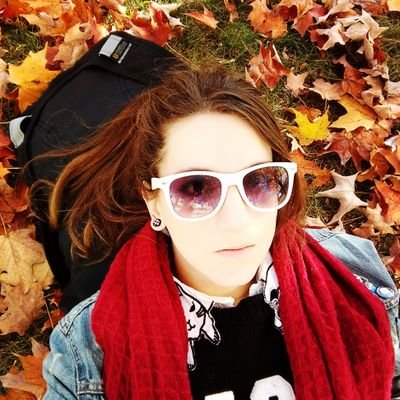 Profile Photo of Amanda M. Gordon  🦌 (@Bydanddoe) on Twitter