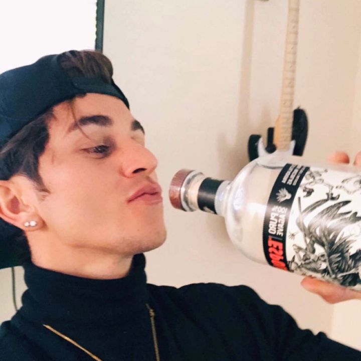 Profile Picture of Matthew Ross (@@matthewross40) on Tiktok