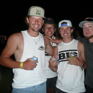 Profile Picture of drew hanson (@_drew_hanson) on Instagram