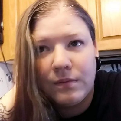 Profile Picture of Amber Phetteplace (@AmberPhettepla1) on Twitter