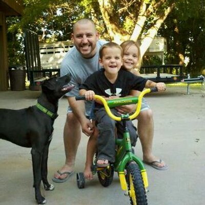 Profile Picture of Mark Neff (@Neffster765) on Twitter