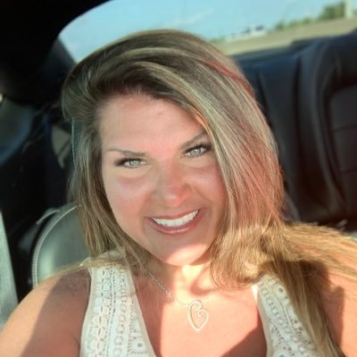 Profile Picture of Jenny Willis~Davis (@JenE1980) on Twitter