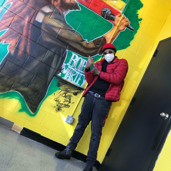 Profile Picture of Tony Cox (@blockrunners) on Poshmark