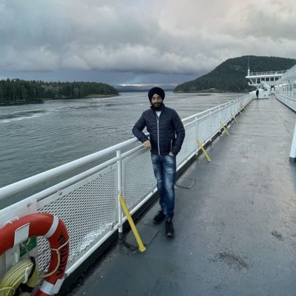Profile Picture of Ranjit singh Dyal (@ranjitdyal79) on Poshmark