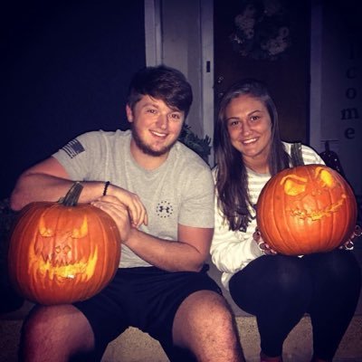 Profile Picture of D$r. (@devinregan__) on Twitter