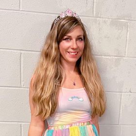 Profile Picture of Amber Renée Fawn Cunningham (@amberrenee) on Pinterest