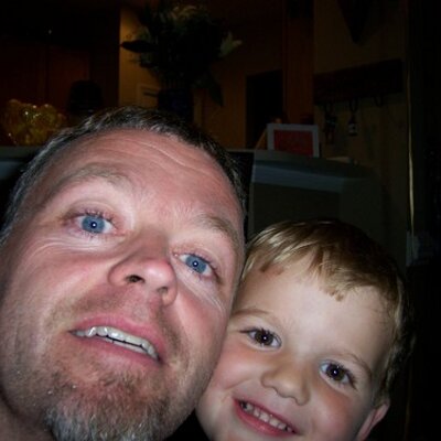 Profile Picture of Mike Mashburn (@rimz0ne) on Twitter