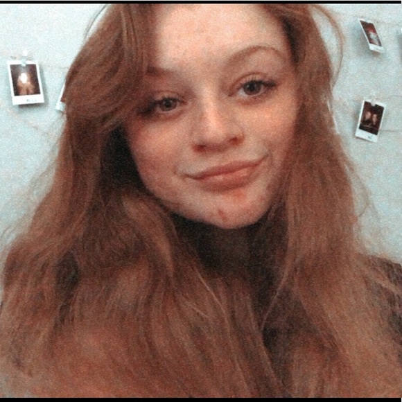 Profile Picture of Alex Kramer (@kramea) on Poshmark