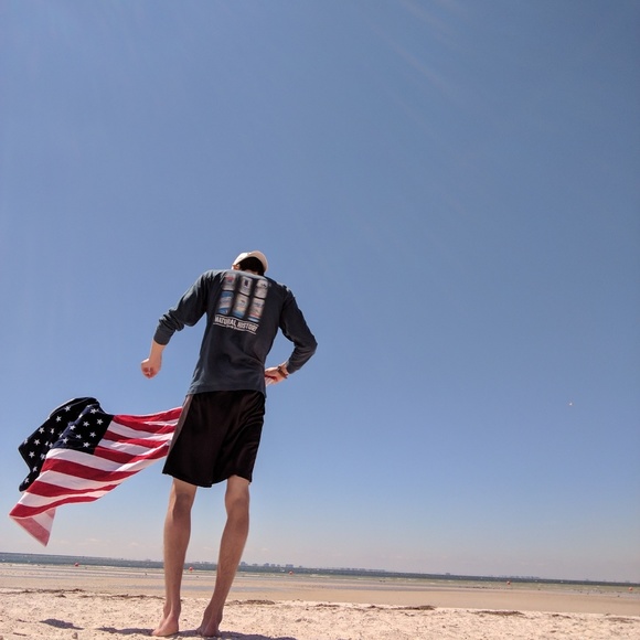 Profile Picture of Logan Marolf (@marolf_logan) on Poshmark