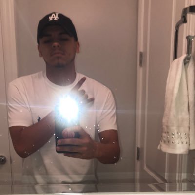 Profile Picture of Josif Pena (@josif_pena23) on Twitter