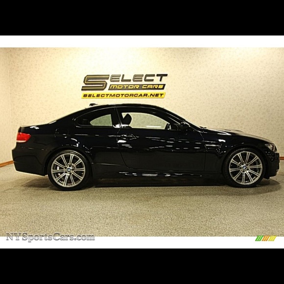 Profile Picture of Tyler Egnatuk (@tyleregnatuk) on Poshmark