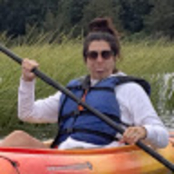 Profile Picture of Bobby Phaneuf (@phaneufr8) on Poshmark