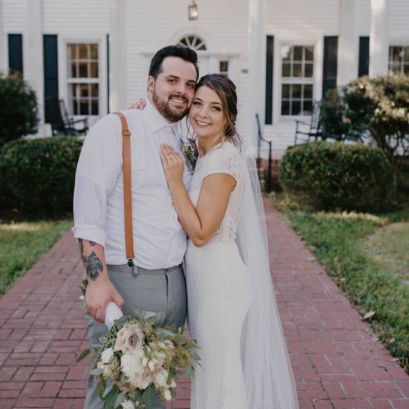 Profile Picture of Sara Galuppo (@saragaluppo) on Poshmark