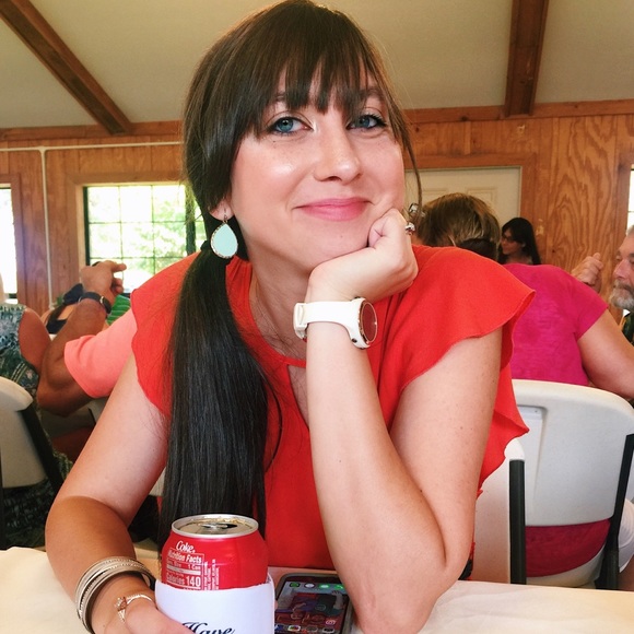 Profile Picture of Taylor Torchia (@anonymous72699) on Poshmark