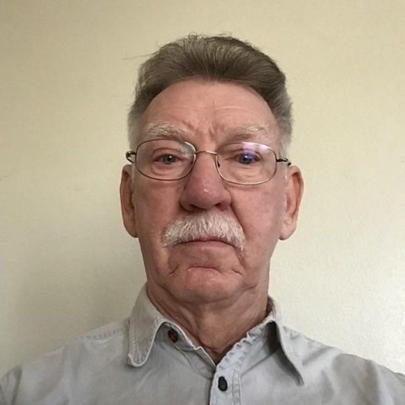 Profile Picture of David Maves (@holmav46) on Poshmark