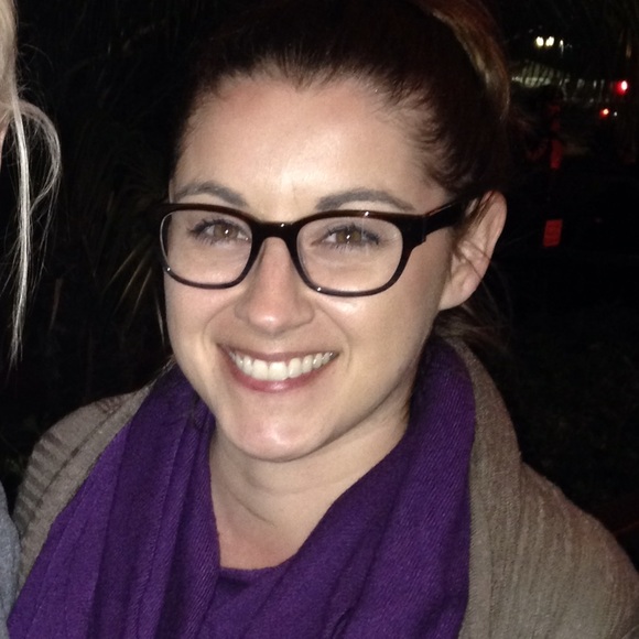 Profile Picture of Alicia Dagley (@aliciab06) on Poshmark