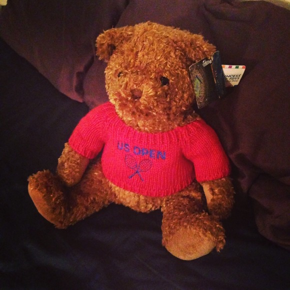 Profile Picture of Jinny Tsai (@jinnytsai) on Poshmark