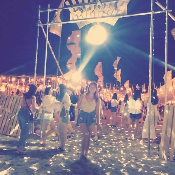 Profile Picture of Kyoungyoon Shin (@ddojjaek) on Poshmark