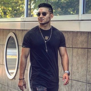 Profile Picture of Juan Villa-Bailey (@juan_vbailey) on Instagram