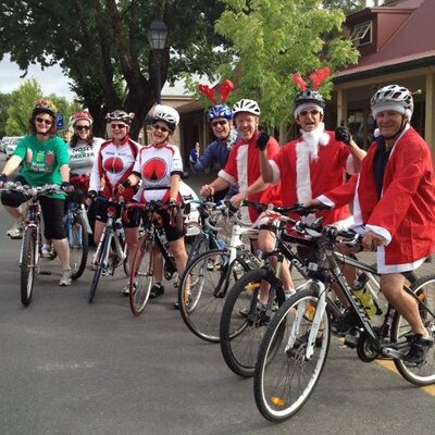 Profile Picture of Dave Dawes (@CyclingSantas) on Twitter