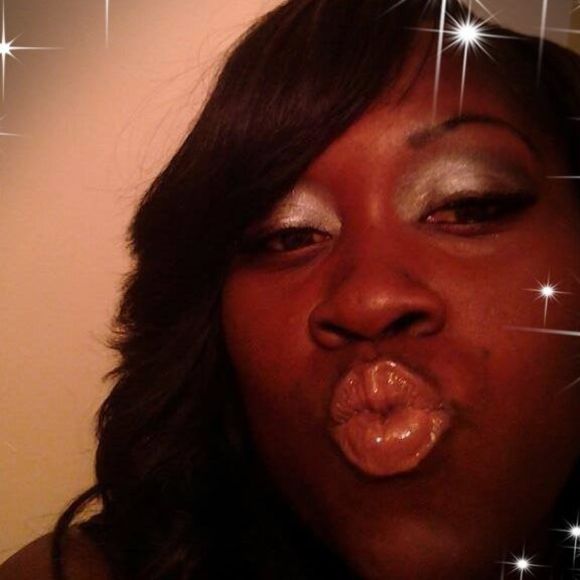 Profile Picture of Khierta Byrdo (@khiertabyrdo) on Poshmark