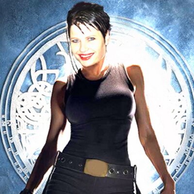 Profile Picture of Julianne Goss (@zeitgoss) on Twitter