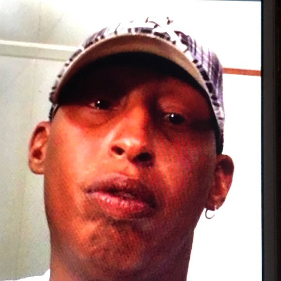 Otha Nauling - Poshmark Profile Picture of Otha Nauling (@othanauling3) on Poshmark