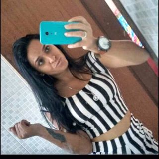 Profile Picture of Aline Aguiar (@Aline-Aguiar) on Facebook