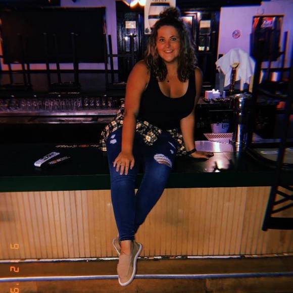 Profile Picture of Gabrielle Pierman (@gabpierman) on Poshmark