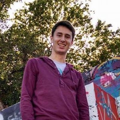 Profile Picture of Chris Toups (@cmtnola) on Twitter