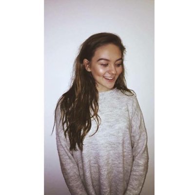 Profile Picture of Yasmin Cox (@yasmin__cox) on Twitter