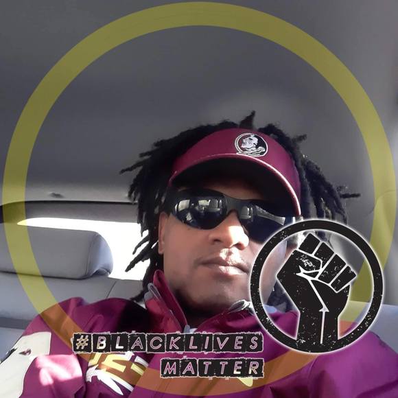 Profile Picture of Ronald Barnes (@ronaldbarnes475) on Poshmark