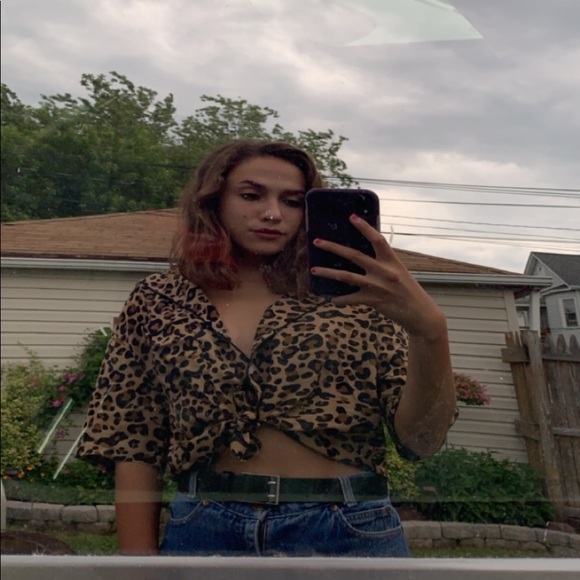 Profile Picture of Emily Mogavero (@emogavero) on Poshmark