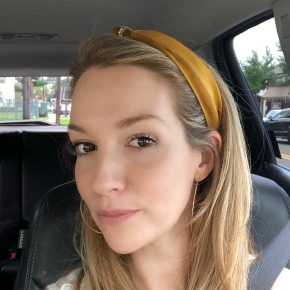 Profile Picture of Lacee Chertoff (@lchertoff) on Poshmark