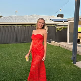 Profile Picture of Lara (@lara.sutherland) on Instagram