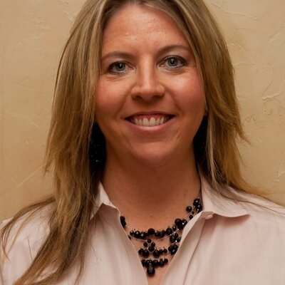 Profile Picture of Leslie James (@RodanFieldsLJ) on Twitter