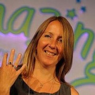 Profile Picture of Tracy Waldron-Pegge (@PamperedTracy) on Twitter