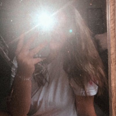 Profile Picture of Zoe Casey (@ZoeCase41678769) on Twitter
