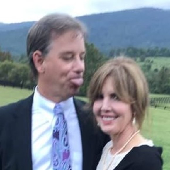 Profile Picture of Mandy Hudson (@emmawhudson) on Poshmark