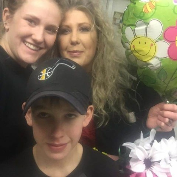 Profile Picture of Tamera Walker (@tammyjowalker) on Poshmark