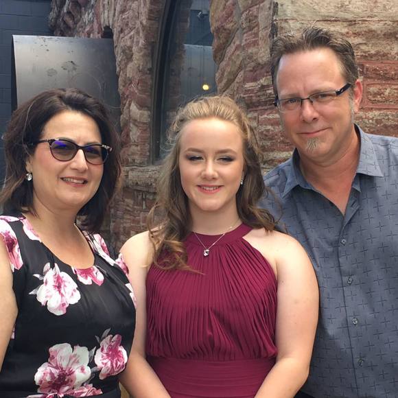 Laura Ventriglia - Poshmark Profile Picture of Laura Ventriglia (@lauraventriglia) on Poshmark