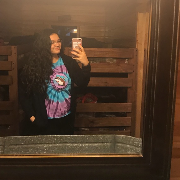 Profile Picture of Alexa Jimenez (@alexaajim01) on Poshmark